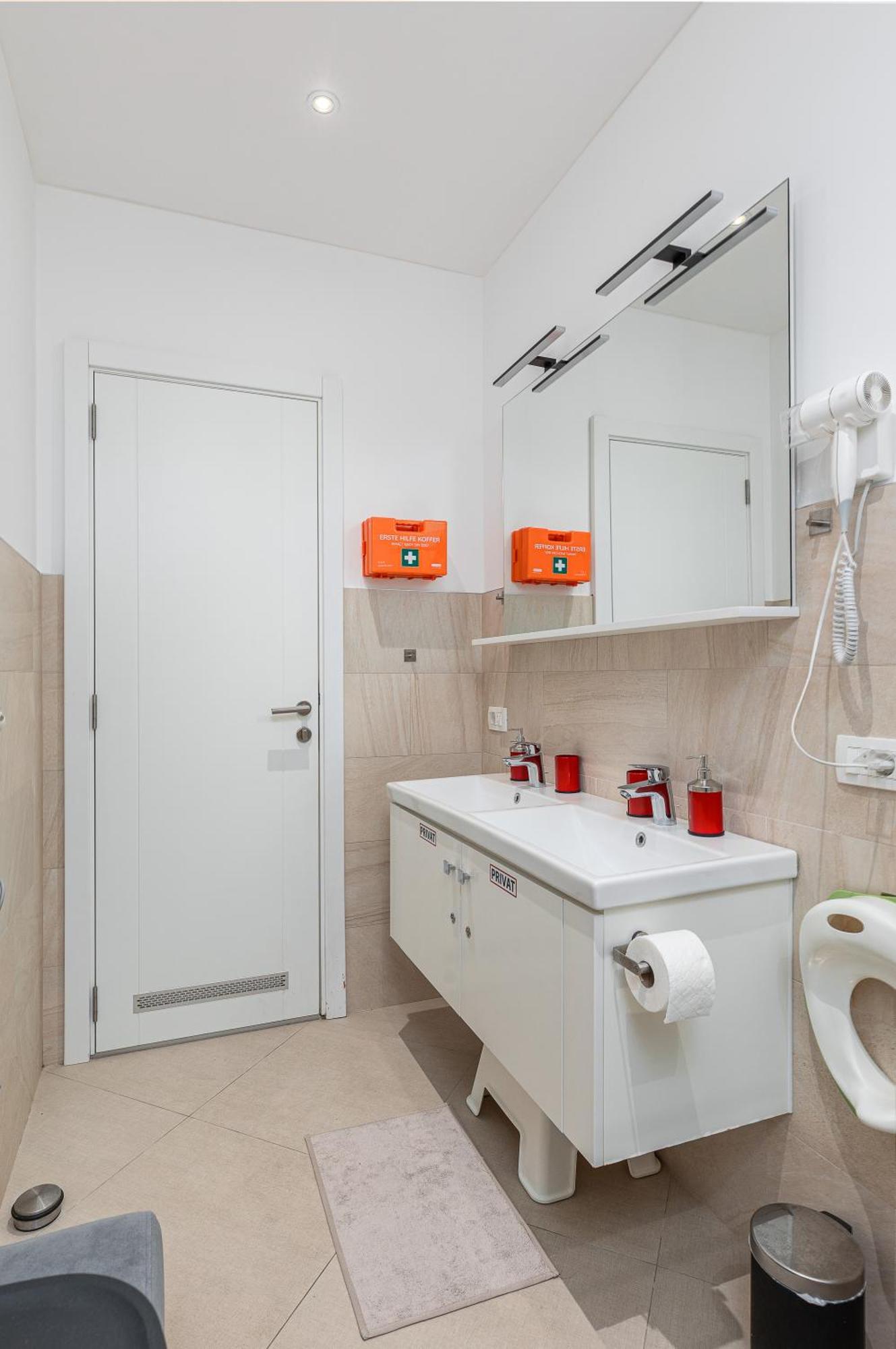 Modern Top Floor Sea View 3Br With Pools, Spa & Fitness Bečići Esterno foto